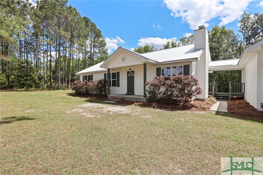 621 Aaron Holland Road Jesup, GA 31545 - Photo 8 of 41 Gallery Image 8