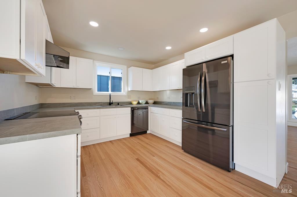 312 Benton Street Santa Rosa, CA 95401 - Photo 15 of 28