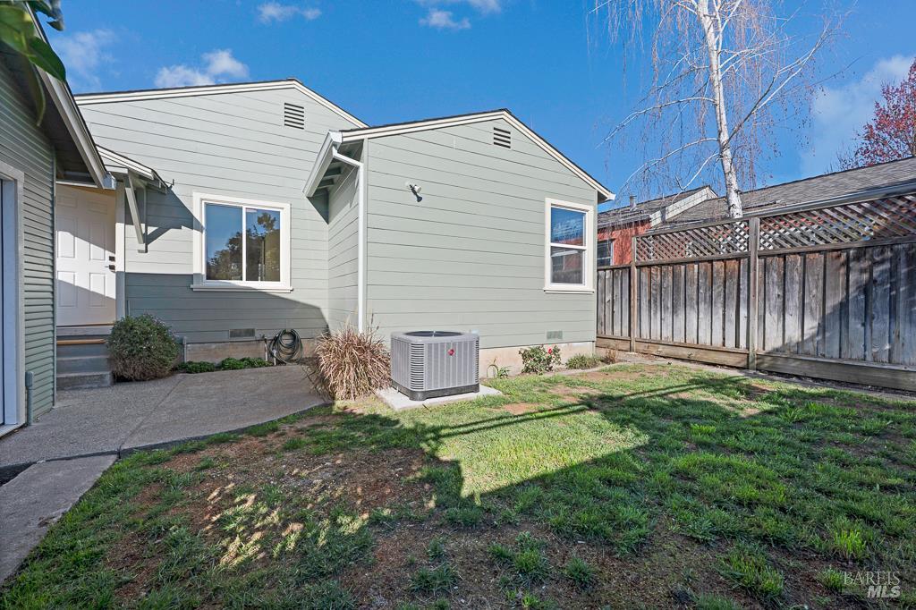 312 Benton Street Santa Rosa, CA 95401 - Photo 24 of 28