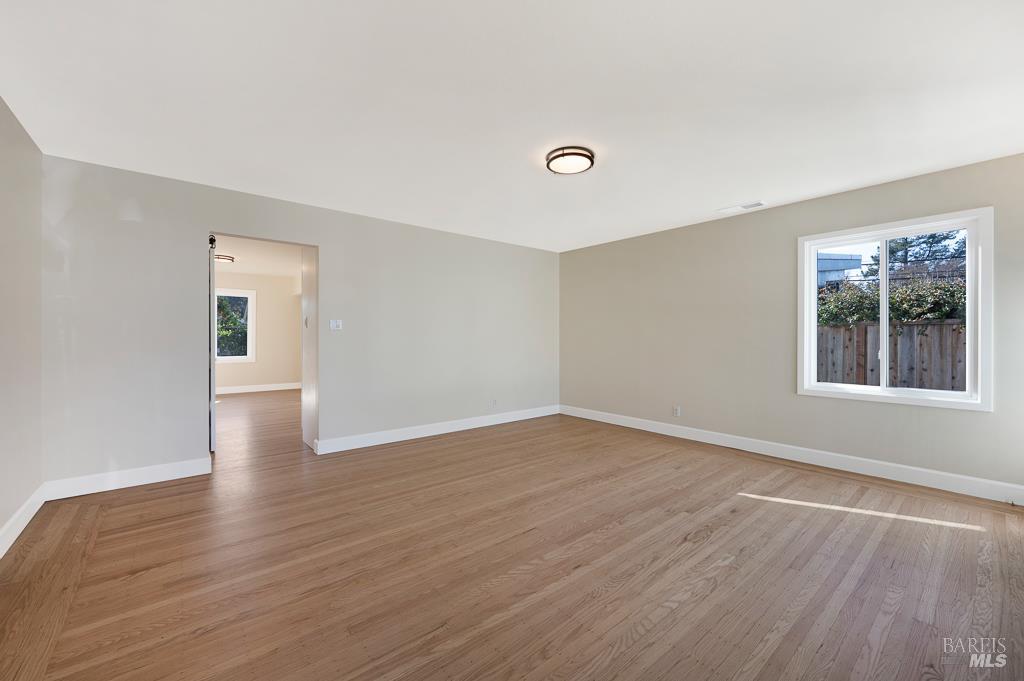 312 Benton Street Santa Rosa, CA 95401 - Photo 4 of 28