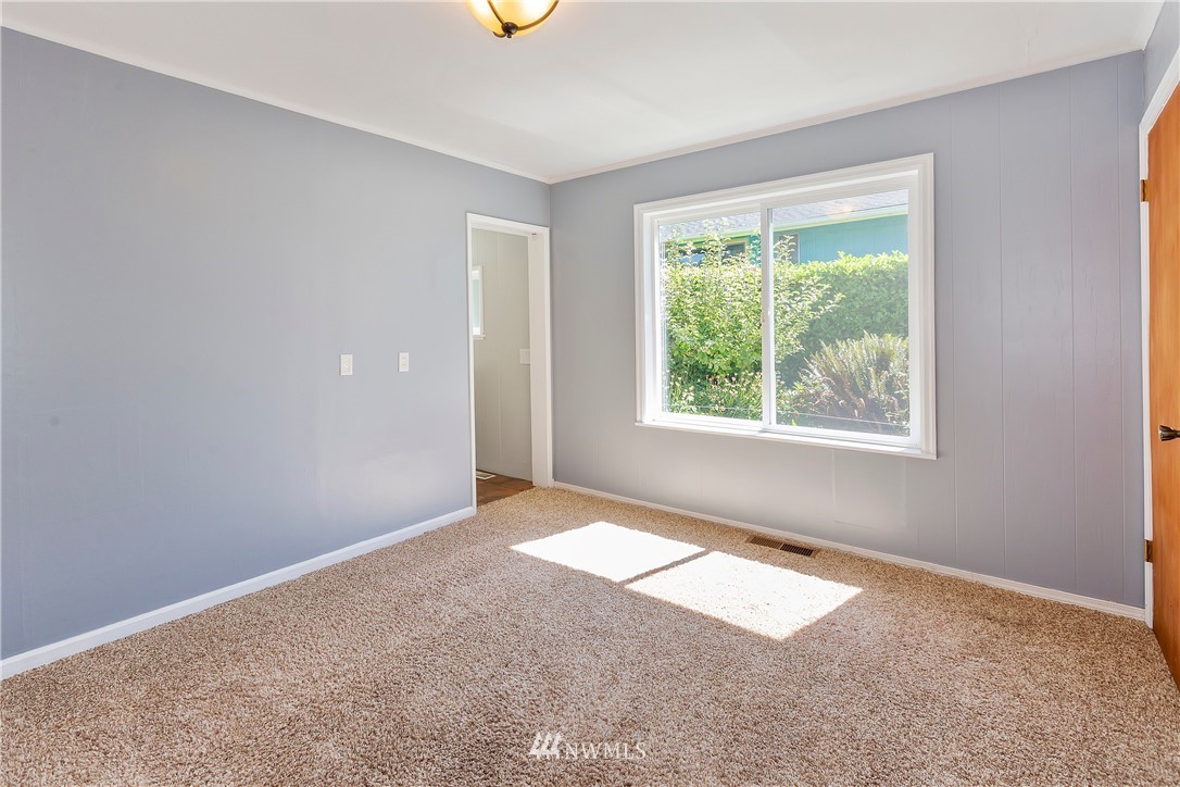 2222 Perry Avenue Bremerton, WA 98310 - Photo 22 of 39 Gallery Image 22