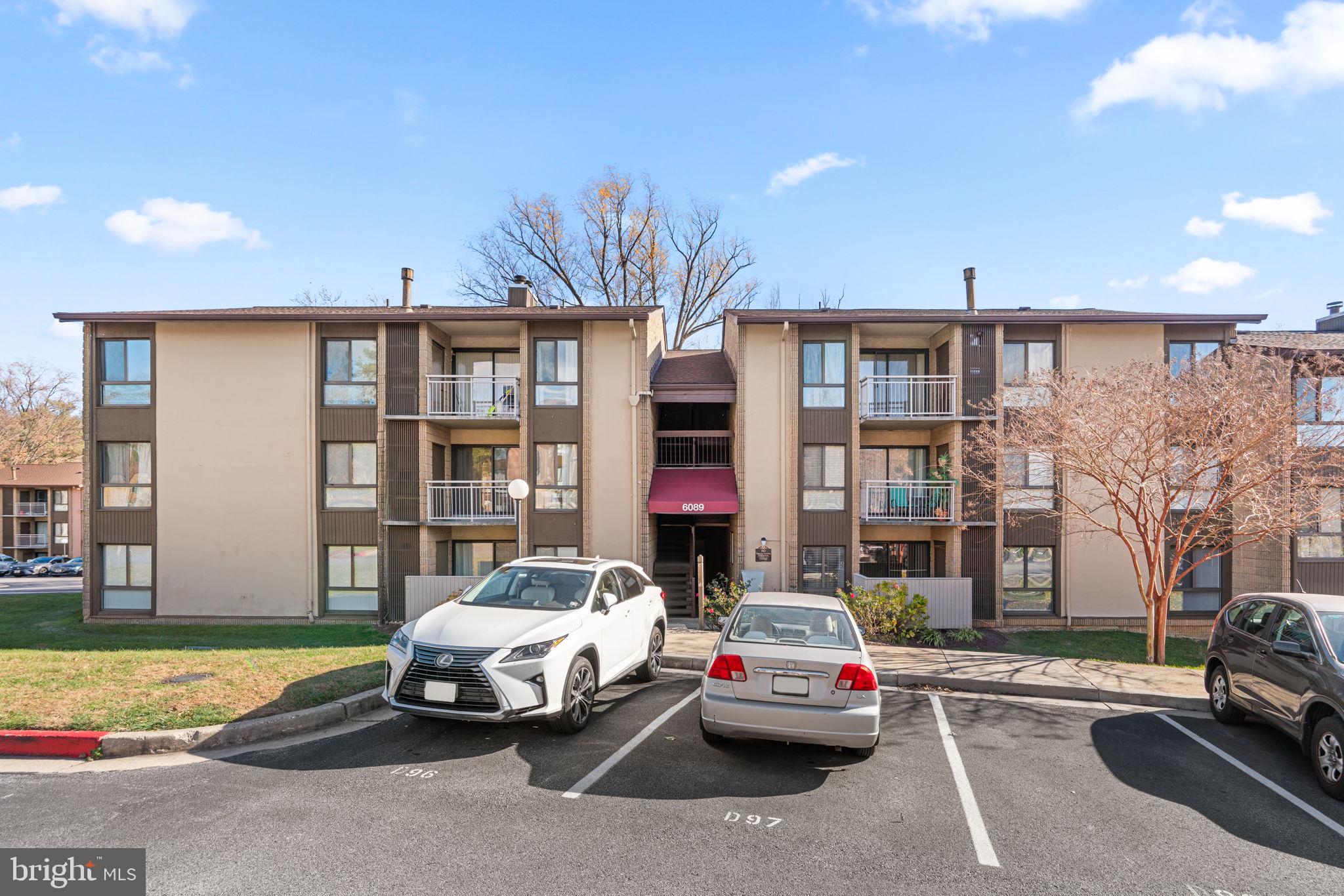 6089 Majors Lane, Unit 4 Columbia, MD 21045 - Photo 3 of 31