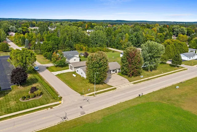 $289,900 | 1150 Schabow Street, Gresham, WI 54128