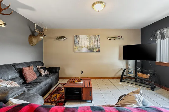 $289,900 | 1150 Schabow Street, Gresham, WI 54128