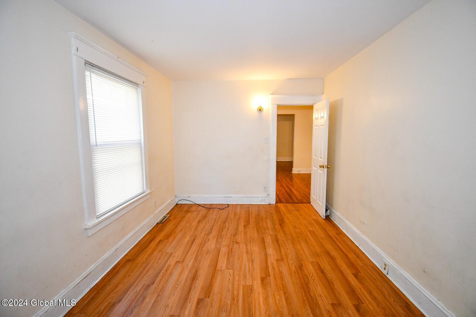 21 Hawk Street Schenectady, NY 12307 - Photo 21 of 79 DSC_8387