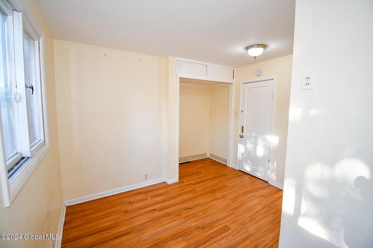 21 Hawk Street Schenectady, NY 12307 - Photo 24 of 79 DSC_8390