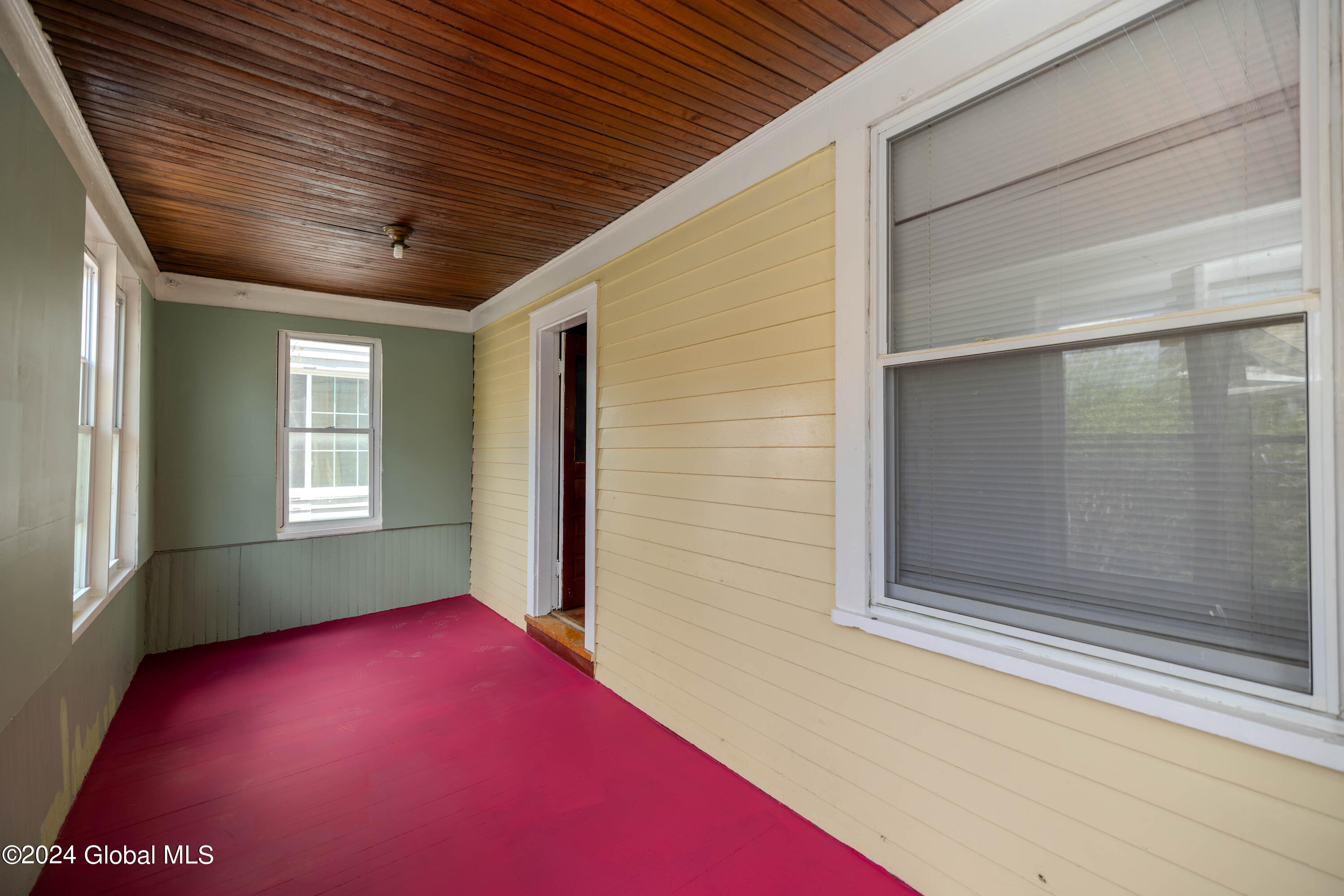 21 Hawk Street Schenectady, NY 12307 - Photo 46 of 79 #43