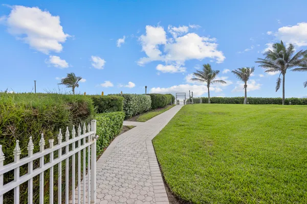 $3,800 | 3230 South Ocean Boulevard, Unit A602, Palm Beach, FL 33480