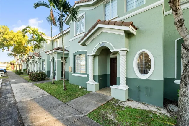 $2,299 | 1406 Southeast 26th Court, Unit 311, Homestead, FL 33035