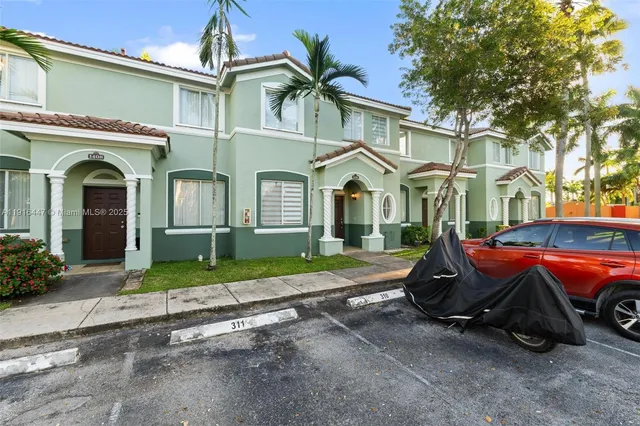 $2,299 | 1406 Southeast 26th Court, Unit 311, Homestead, FL 33035