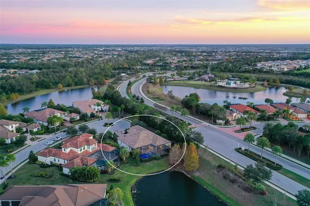 $2,000,000 | 16622 Kendleshire Terrace, Lakewood Ranch, FL 34202