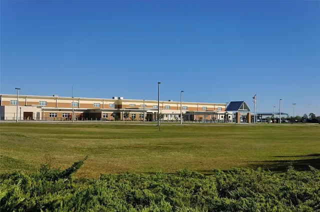 $2,000,000 | 16622 Kendleshire Terrace, Lakewood Ranch, FL 34202