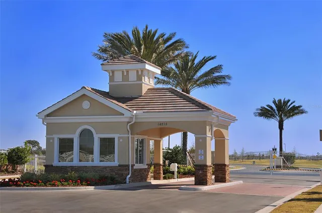 $2,000,000 | 16622 Kendleshire Terrace, Lakewood Ranch, FL 34202