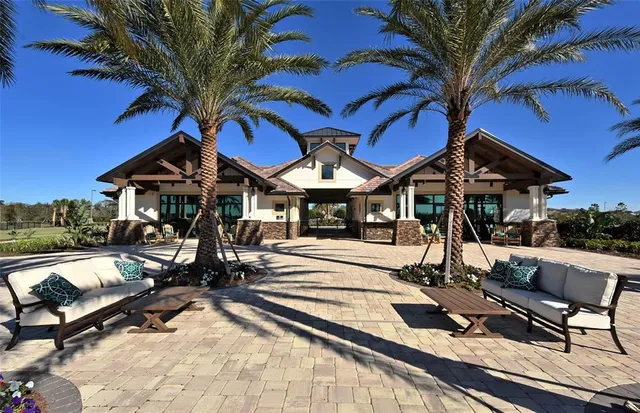 $2,000,000 | 16622 Kendleshire Terrace, Lakewood Ranch, FL 34202