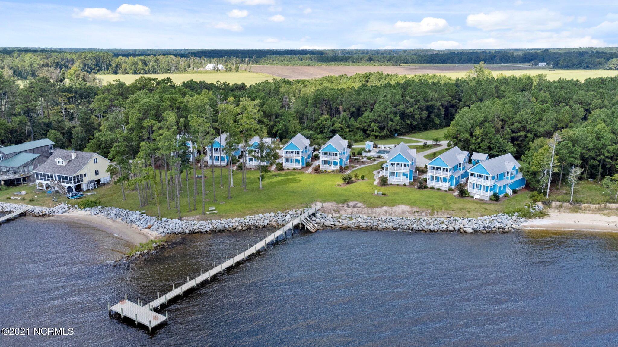 511 Neuse Village Road, Unit # 4 Arapahoe, NC 28510 - Photo 8 of 58 18-web-or-mls-DJI_0065