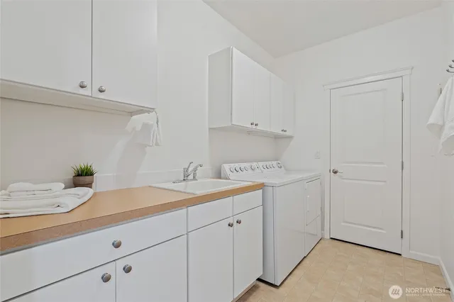 $599,999 | 2440 South Steele Street, Unit 205, Tacoma, WA 98405