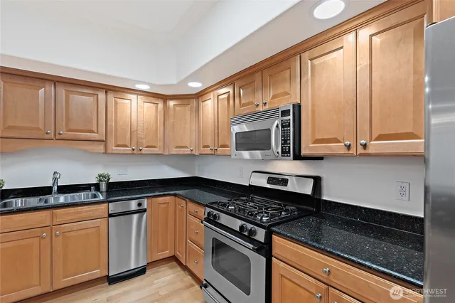 $599,999 | 2440 South Steele Street, Unit 205, Tacoma, WA 98405