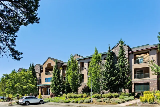 $599,999 | 2440 South Steele Street, Unit 205, Tacoma, WA 98405