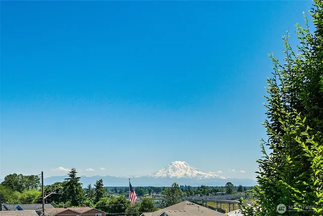 $599,999 | 2440 South Steele Street, Unit 205, Tacoma, WA 98405