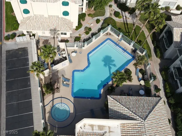 $139,500 | 3550 Bay Sands Drive, Unit 1059, Laughlin, NV 89029