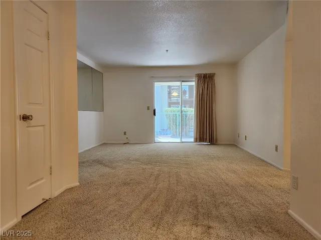 $139,500 | 3550 Bay Sands Drive, Unit 1059, Laughlin, NV 89029