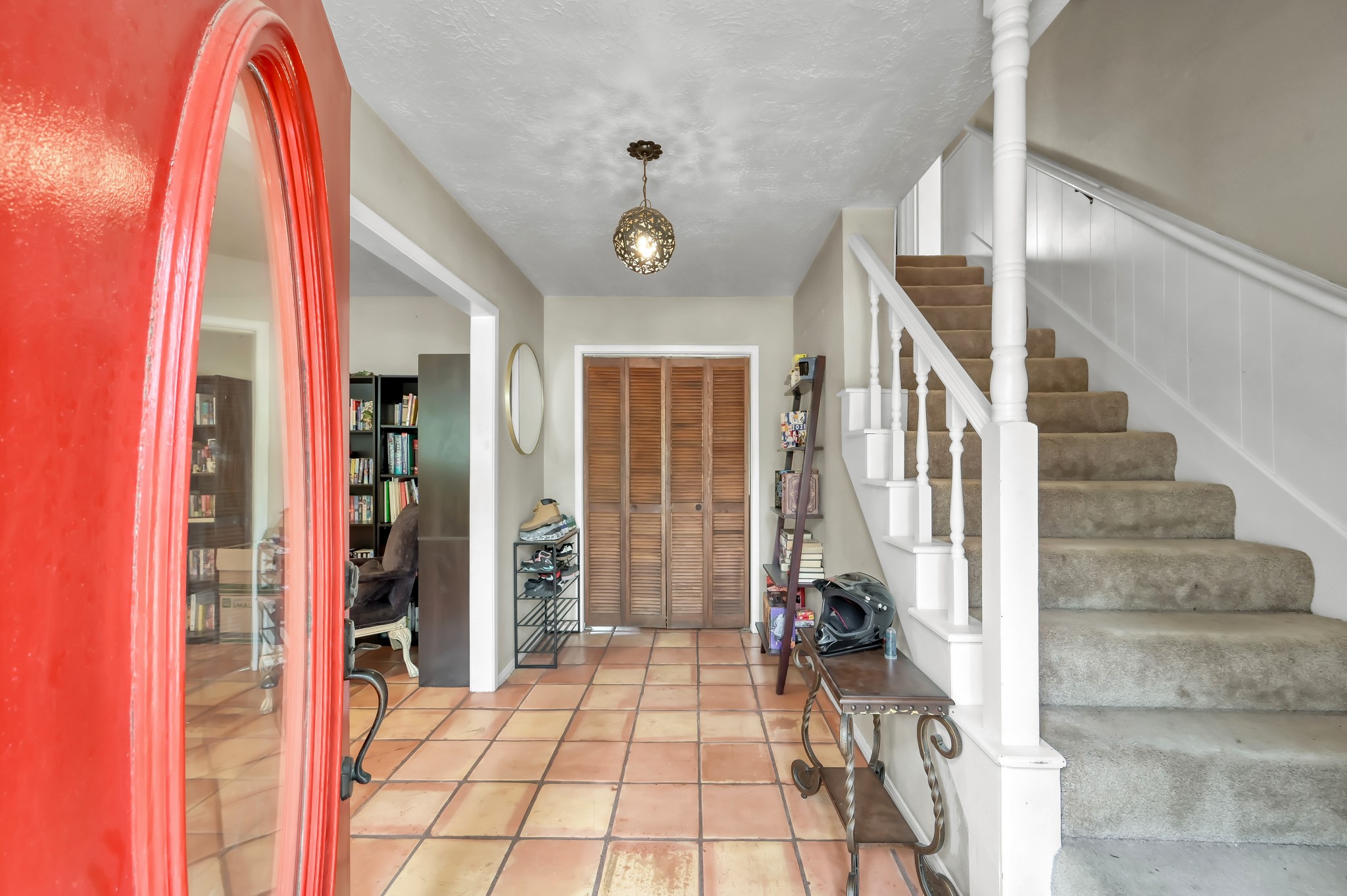 25610 Walnut Grove Circle Spring, TX 77380 - Photo 4 of 29 a view of an entryway with a front door