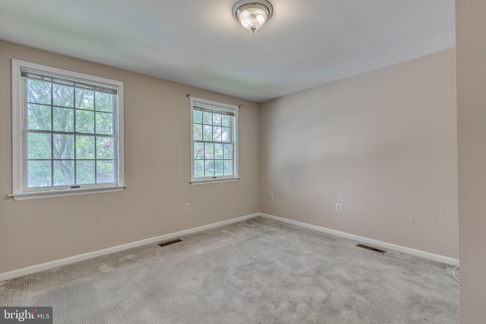 10801 Golf Course Court Bowie, MD 20721 - Photo 29 of 52 an empty room with windows