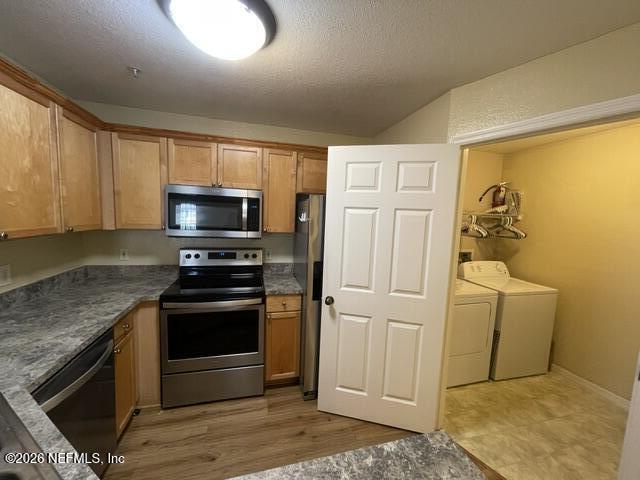 10961 Burnt Mill Road, Unit 335 Jacksonville, FL 32256 - Photo 3 of 17 IMG_0796