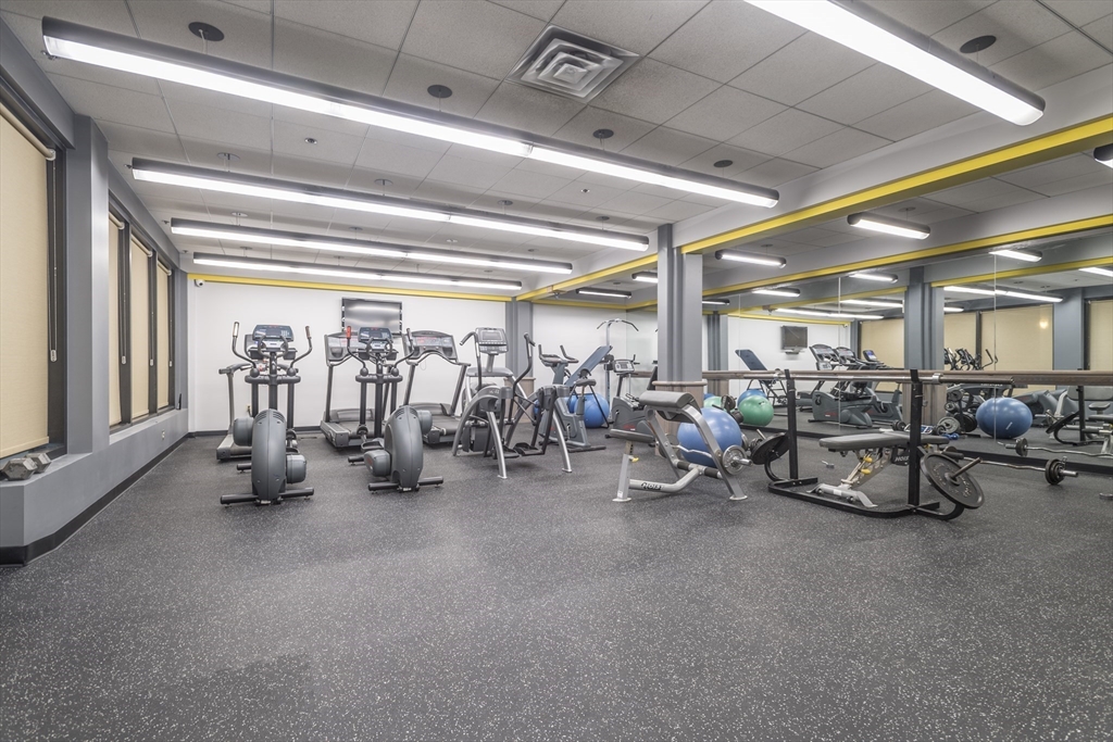 357 Commercial Street, Unit 206 Boston, MA 02109 - Photo 17 of 23