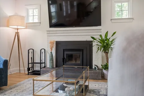 $949,000 | 10 James Road, Hanover, MA 02339