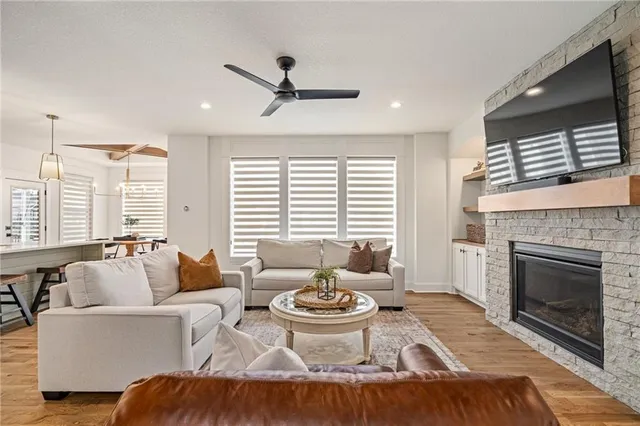 $725,000 | 16180 West 165th Terrace, Olathe, KS 66062