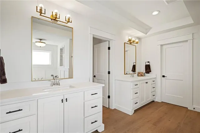 $725,000 | 16180 West 165th Terrace, Olathe, KS 66062