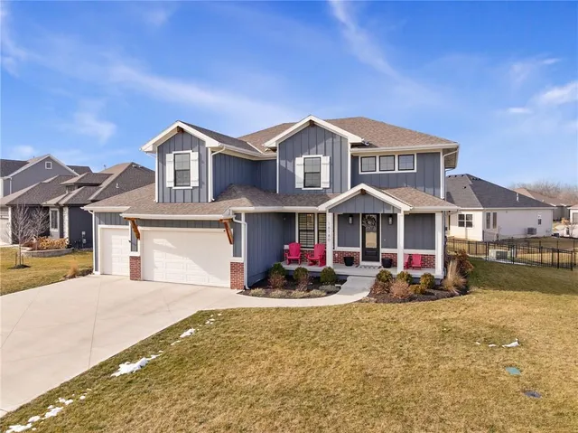 $725,000 | 16180 West 165th Terrace, Olathe, KS 66062