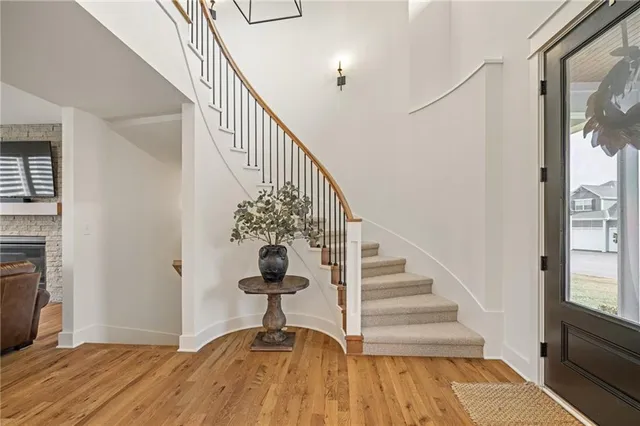 $725,000 | 16180 West 165th Terrace, Olathe, KS 66062