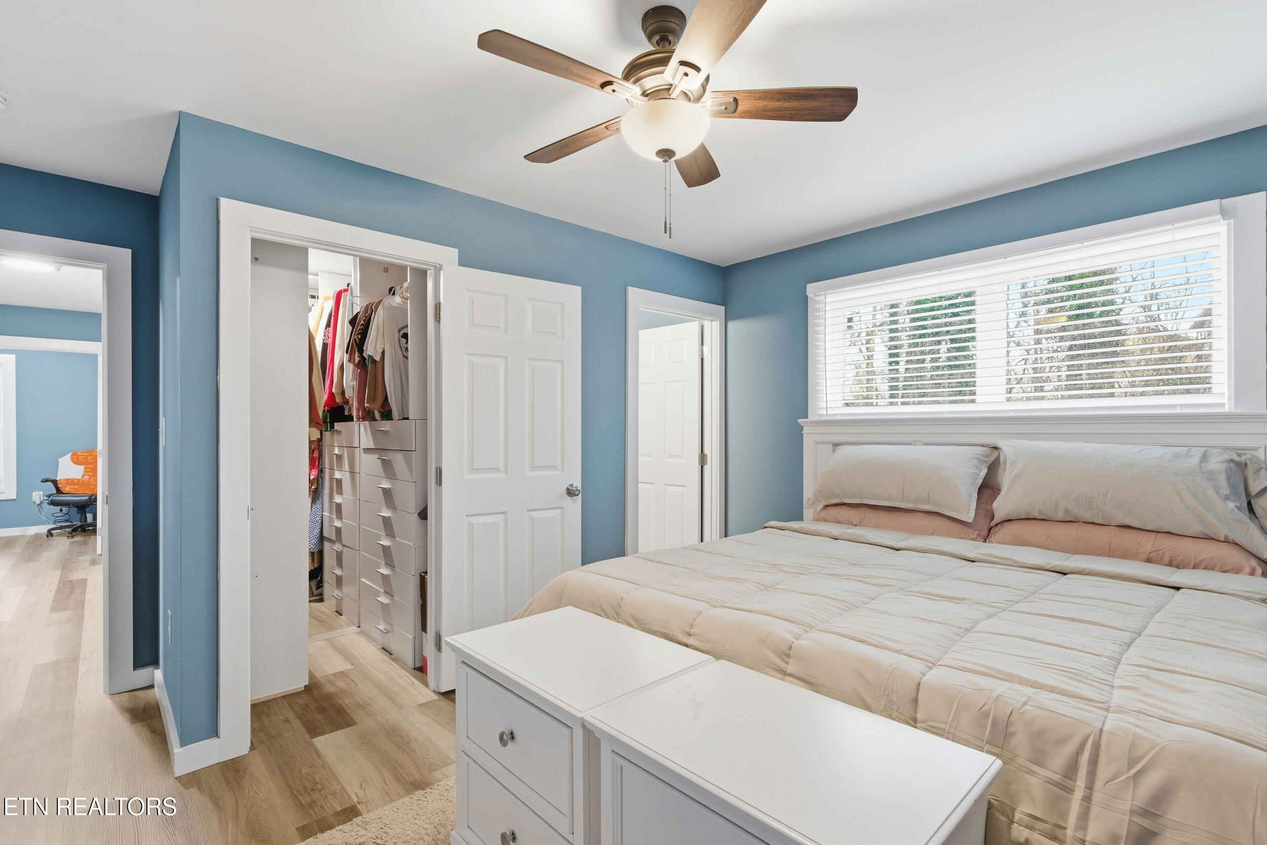 105 Waddell Place Oak Ridge, TN 37830 - Photo 18 of 32 knox_view_media_105_waddell_pl_0062