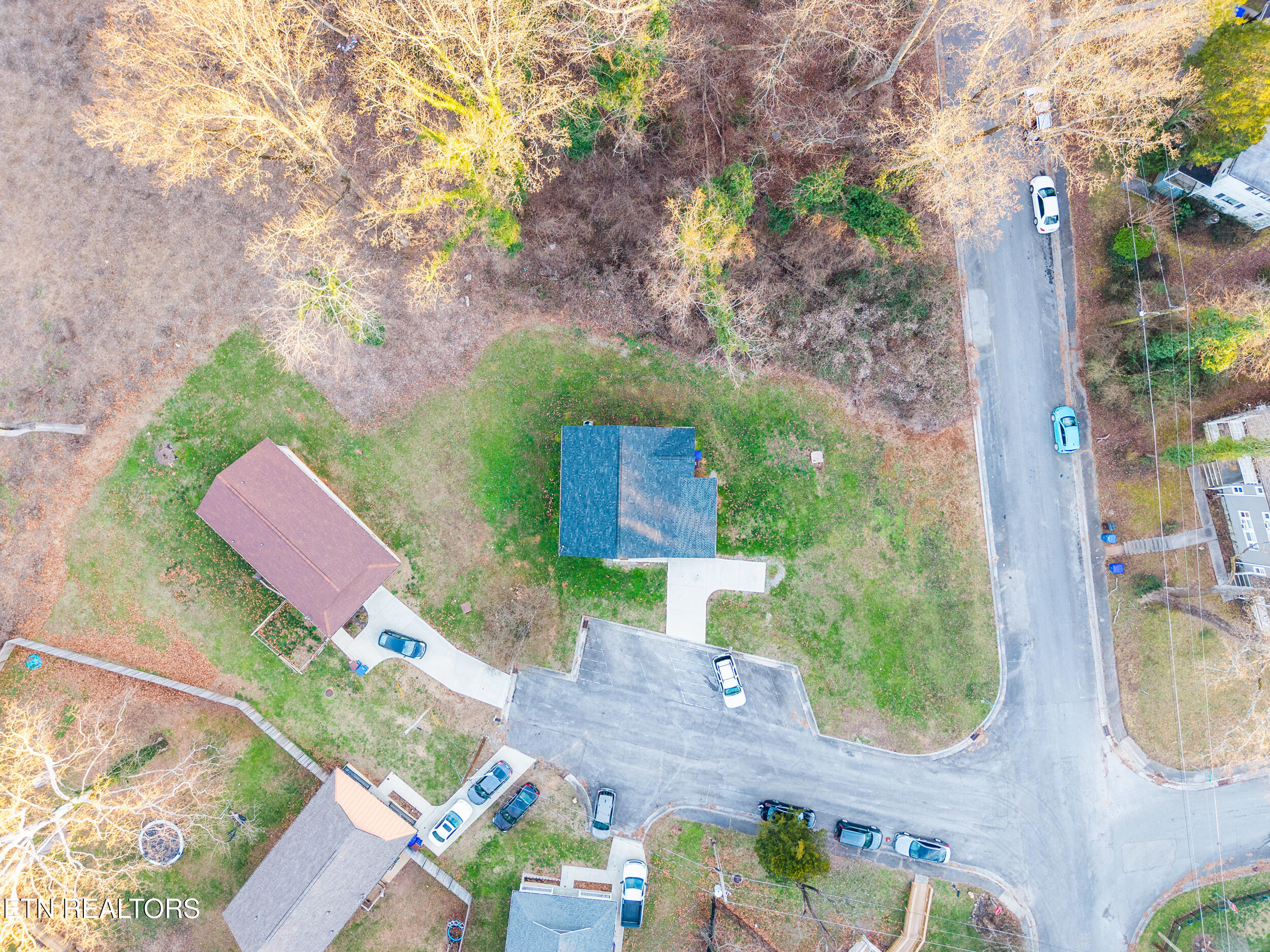 105 Waddell Place Oak Ridge, TN 37830 - Photo 32 of 32 knox_view_media_105_waddell_pl_0028