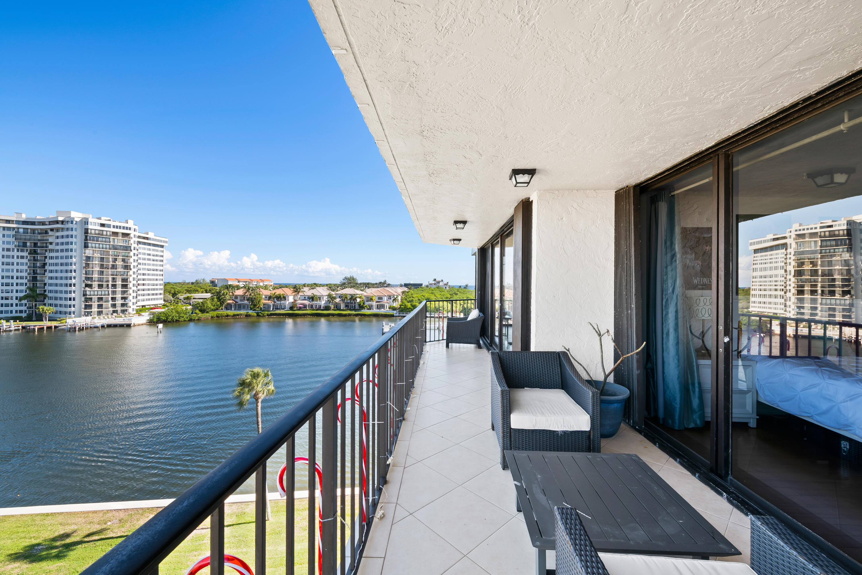 899 Jeffery Street, Unit 614 Boca Raton, FL 33487 - Photo 7 of 60 a view of city from a balcony