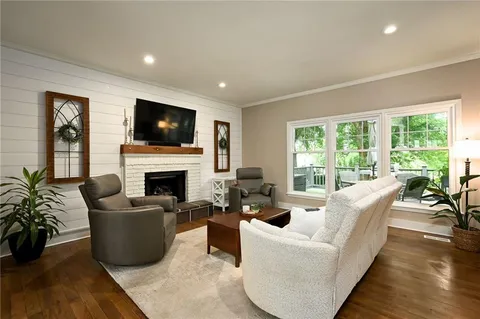 $525,000 | 18870 West 116th Street, Olathe, KS 66061