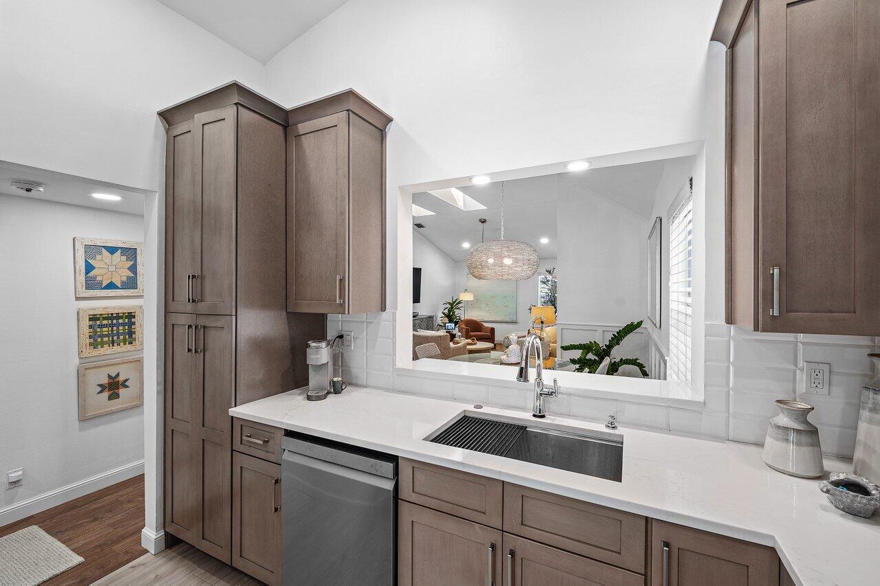 5336 Buckhead Circle, Unit 2020 Boca Raton, FL 33431 - Photo 17 of 45 017-5336BuckheadCircle-BocaRaton-FL-3348
