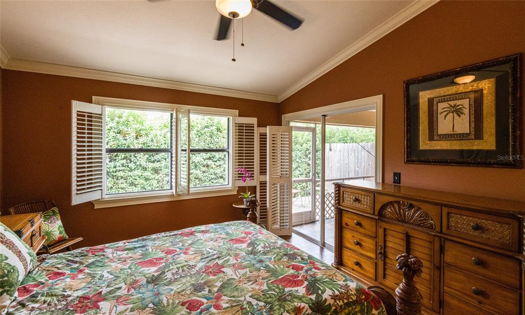 5617 Monte Rosso Road Sarasota, FL 34243 - Photo 23 of 27 Gallery Image 23