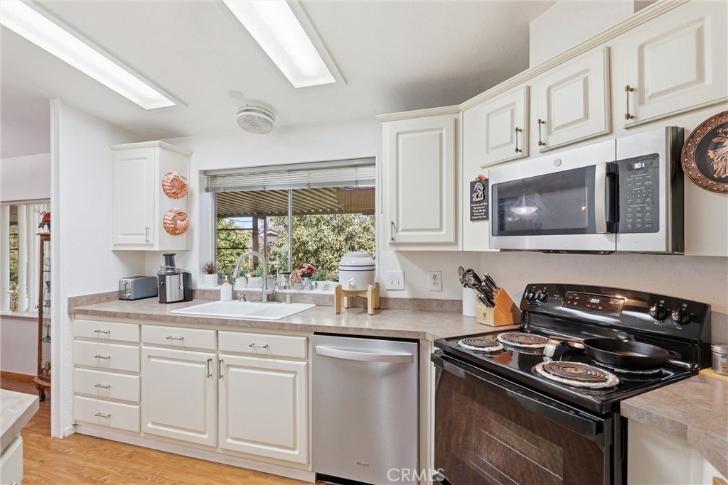 5417 High Rocks Court Oroville, CA 95966 - Photo 12 of 37 Gallery Image 12
