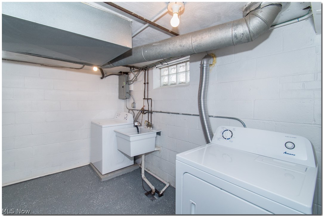 12431 Grannis Road Cleveland, OH 44125 - Photo 21 of 29 Gallery Image 21
