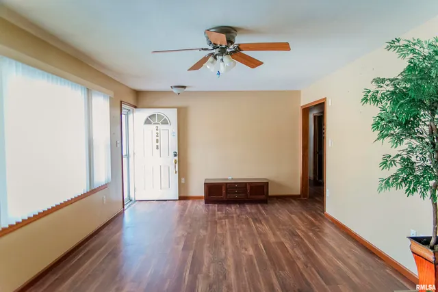 $305,000 | 2208 Cherry Lane, Quincy, IL 62301