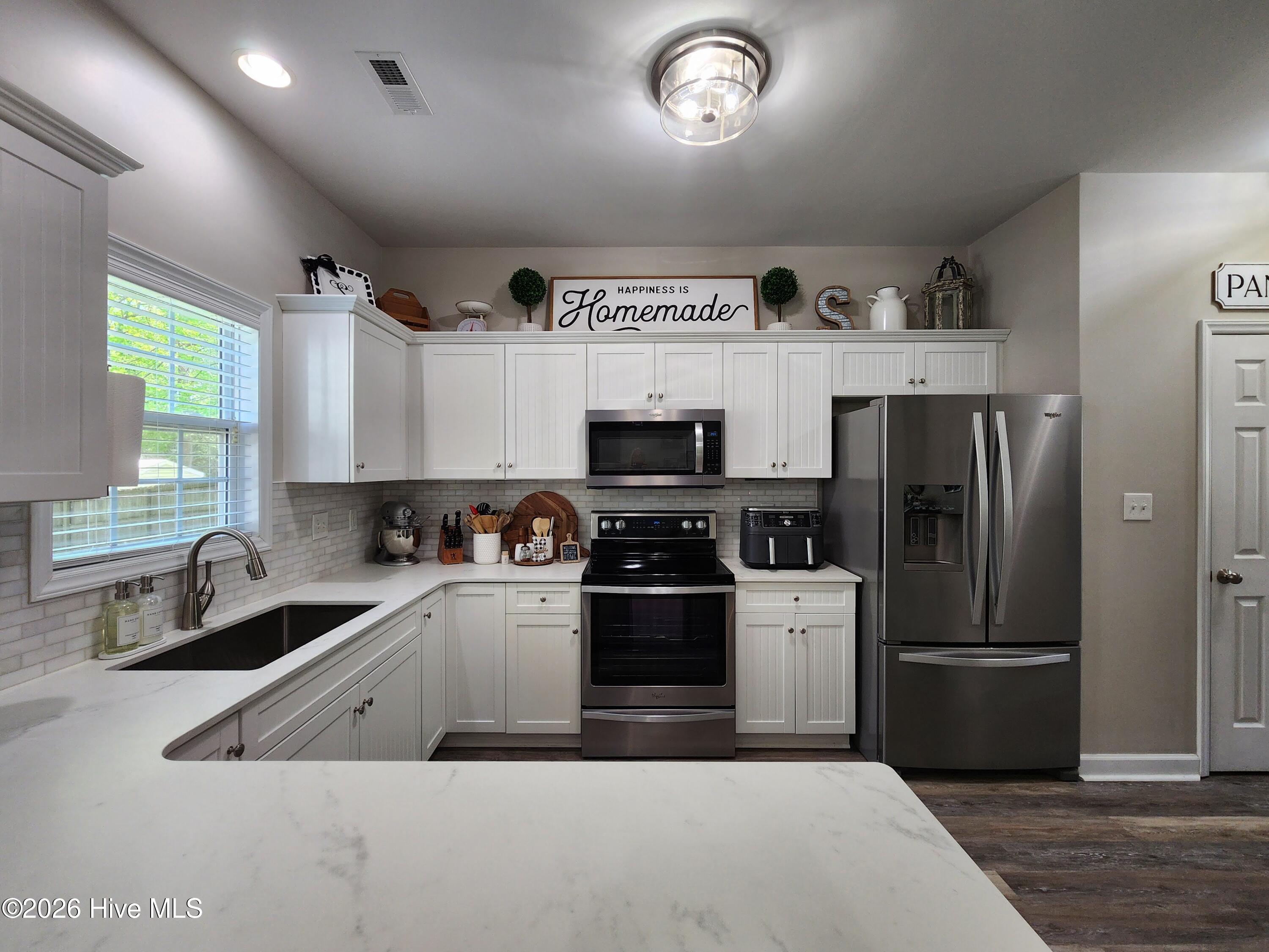 209 Rudolph Lane Hubert, NC 28539 - Photo 13 of 46 13