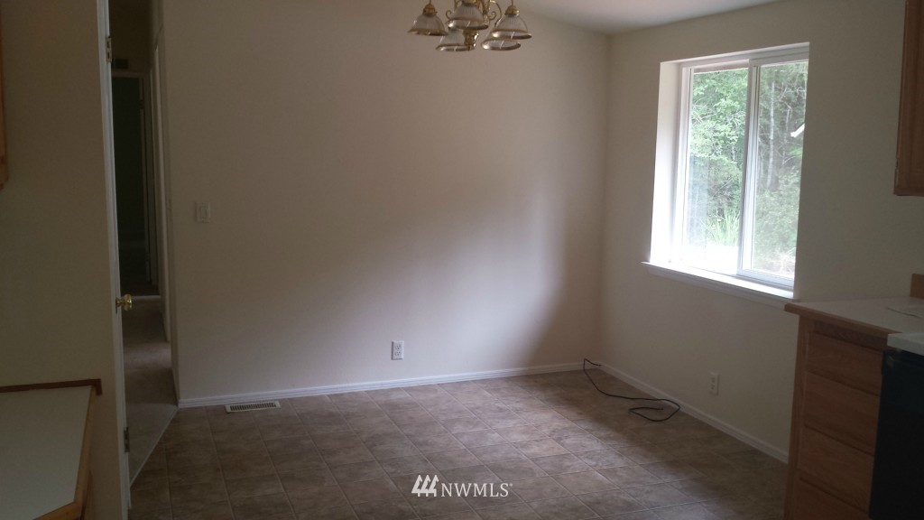 71 East Capital Prairie Road Shelton, WA 98584 - Photo 8 of 20 Gallery Image 8
