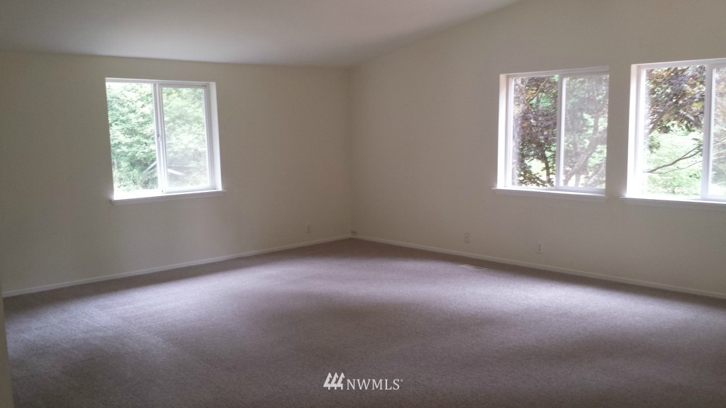 71 East Capital Prairie Road Shelton, WA 98584 - Photo 9 of 20 Gallery Image 9