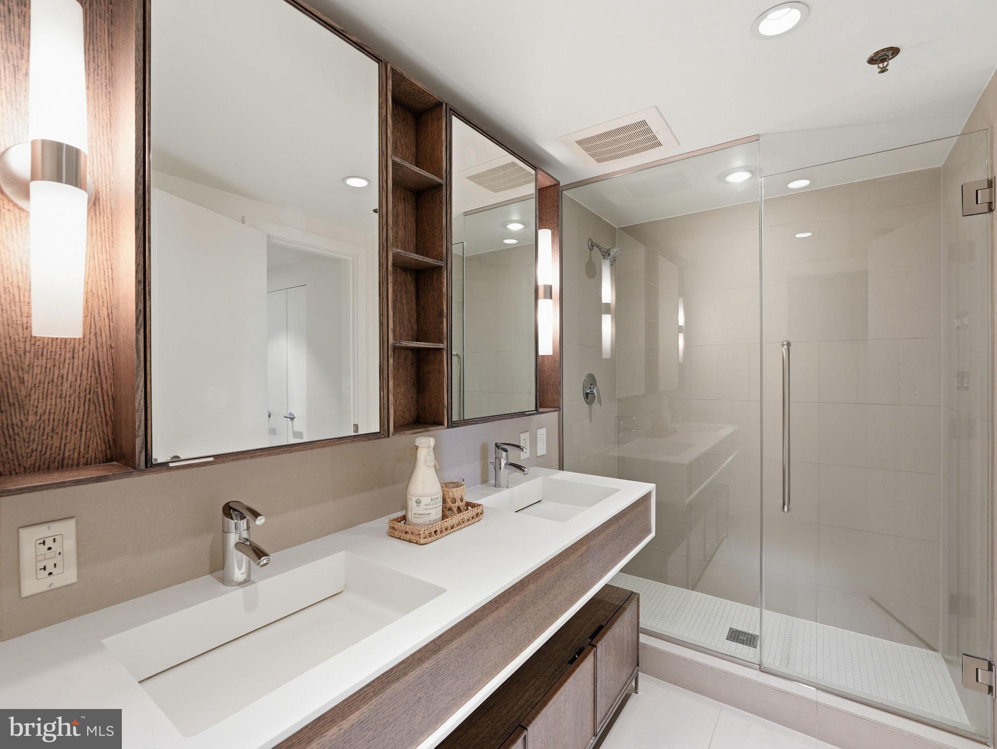 1515 15th Street Northwest, Unit 401 Washington, DC 20005 - Photo 19 of 37 Expansive Primary Suite