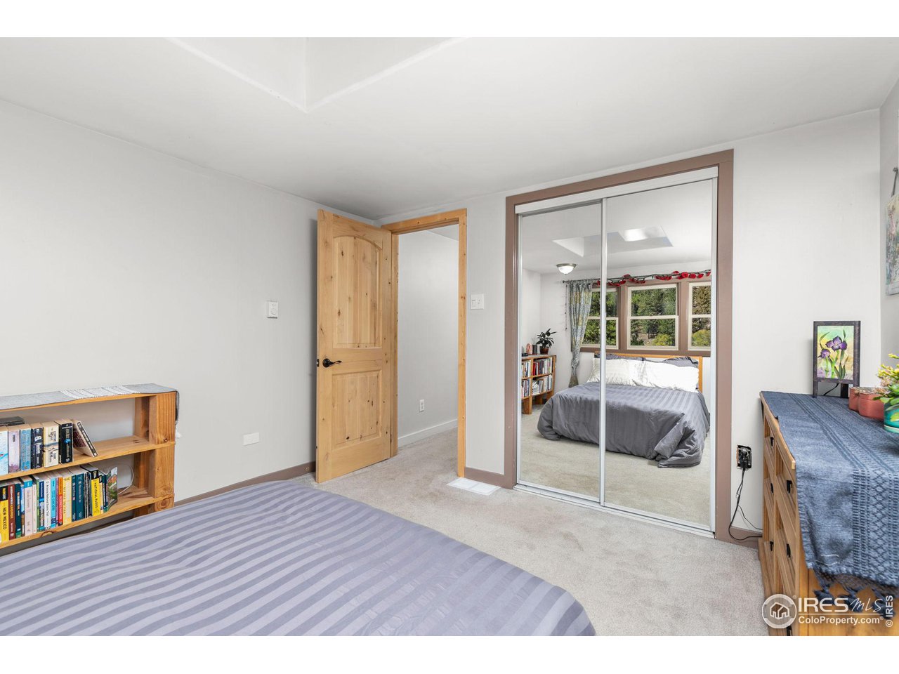 3072 Highway 72 Black Hawk, CO 80422 - Photo 15 of 36 a living room with furniture and a wooden floor
