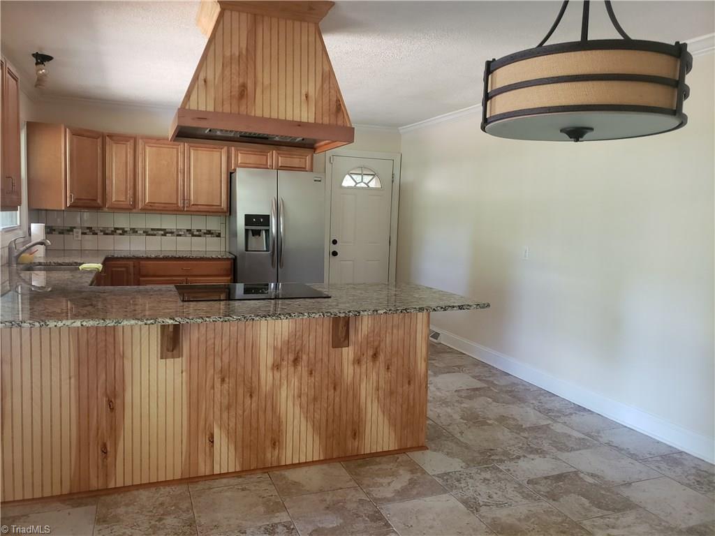 209 Willis Road Mount Airy, NC 27030 - Photo 10 of 13 Gallery Image 10