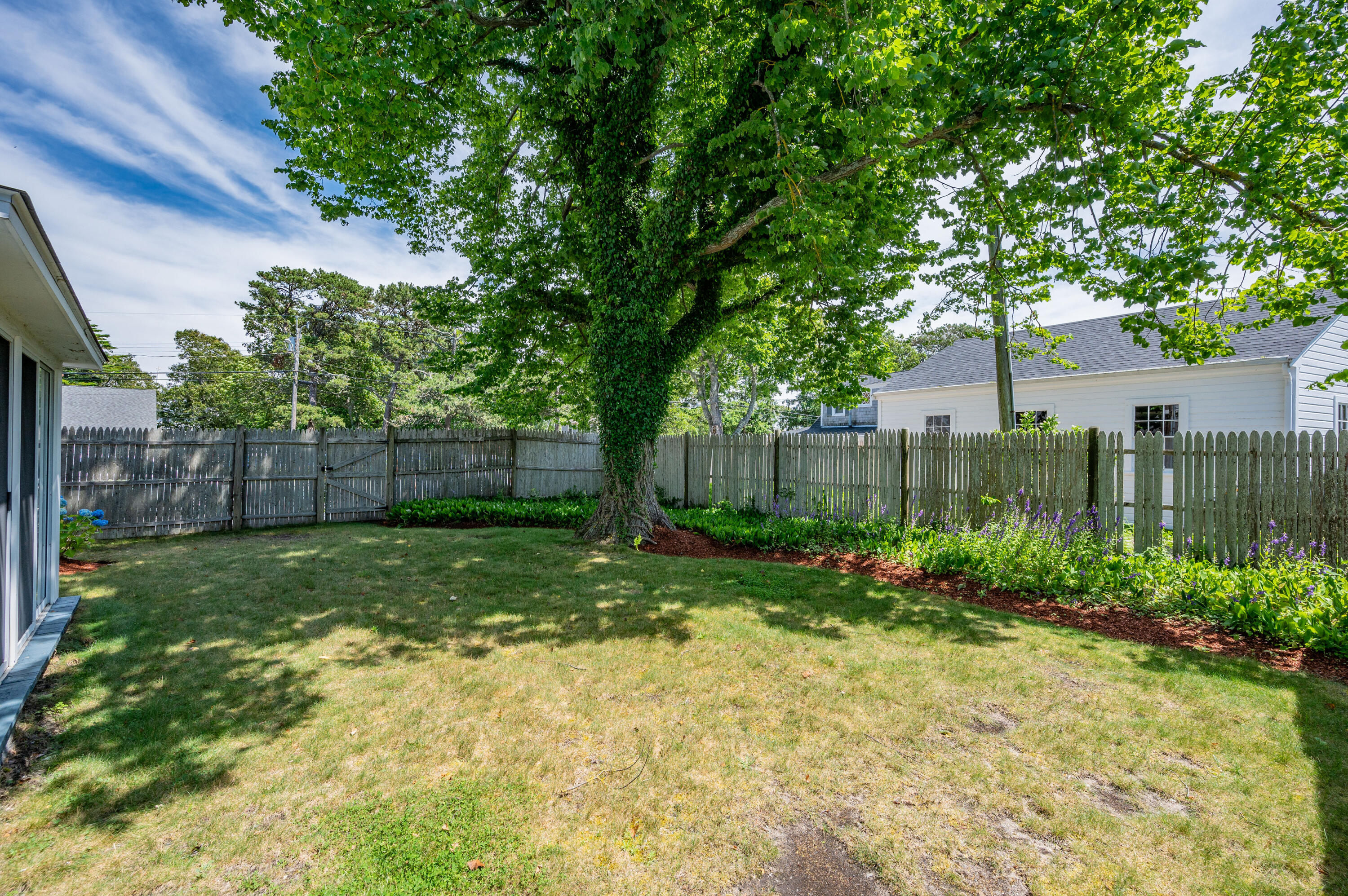 455 Lower County Road Harwich Port, MA 02646 - Photo 23 of 29 33